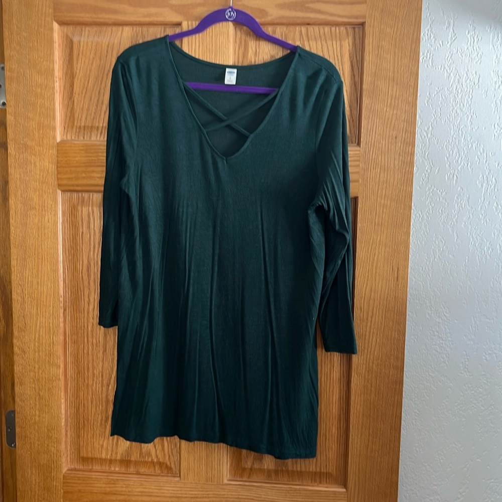 3/4 sleeve flowy shirt